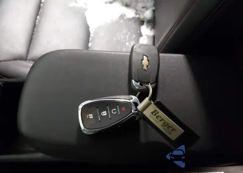 2025 Chevrolet Trax Fwd 2Rs z USA, uszkodzony, nr VIN KL77LJEP6SC019958